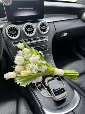 Hoa Tulip cưới cầm tay 86