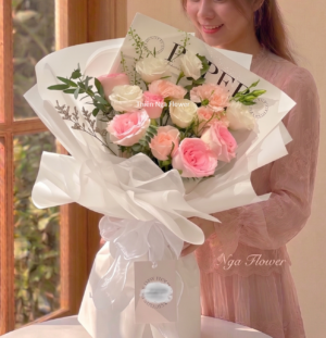 Mèo con dễ thương- Bó hoa tươi quà tặng tone hồng