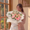 Mèo con dễ thương- Bó hoa tươi quà tặng tone hồng