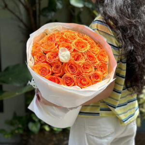 bó hồng cam quốc vương tình yêu rực cháy